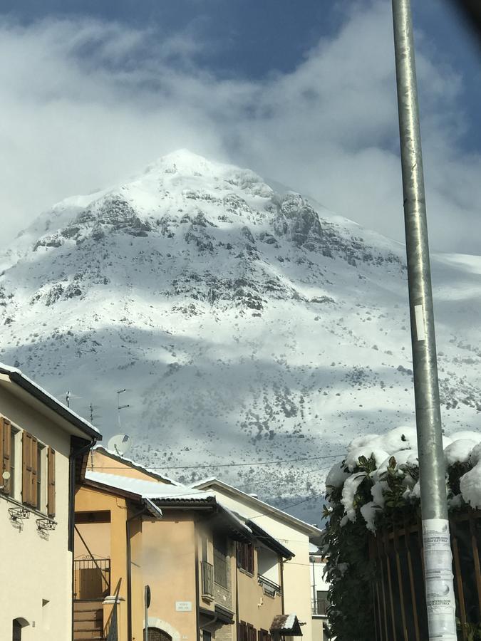Massa d'Albe B&B Mo•Si المظهر الخارجي الصورة
